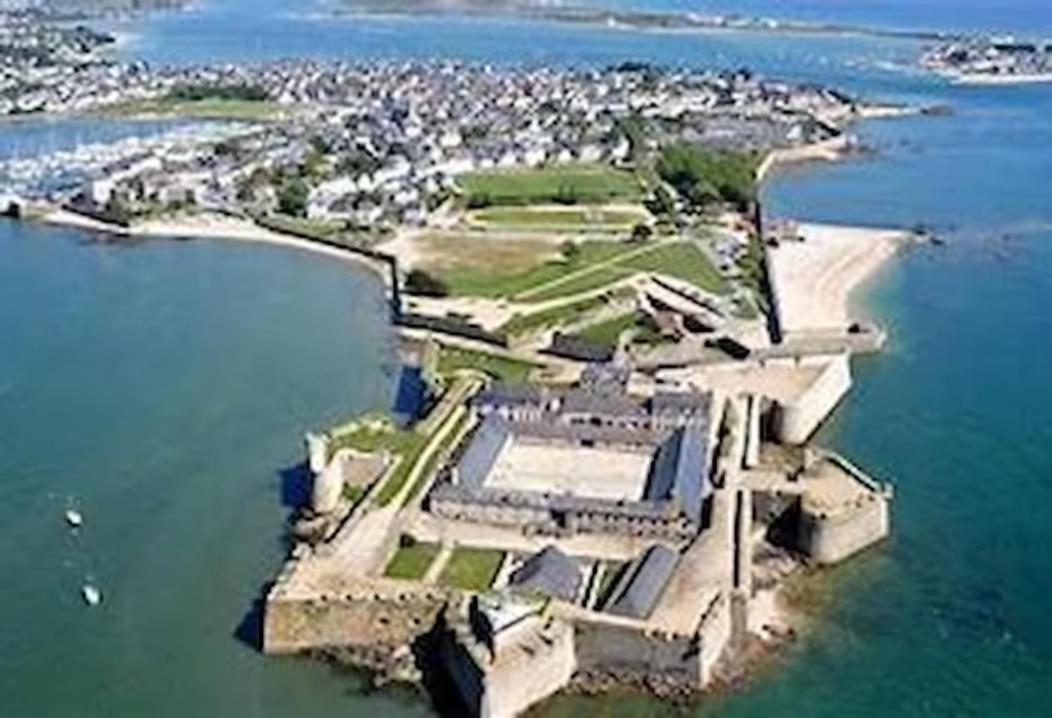 Le Kenav - Studio A 300 M Du Port Locmiquelic Экстерьер фото